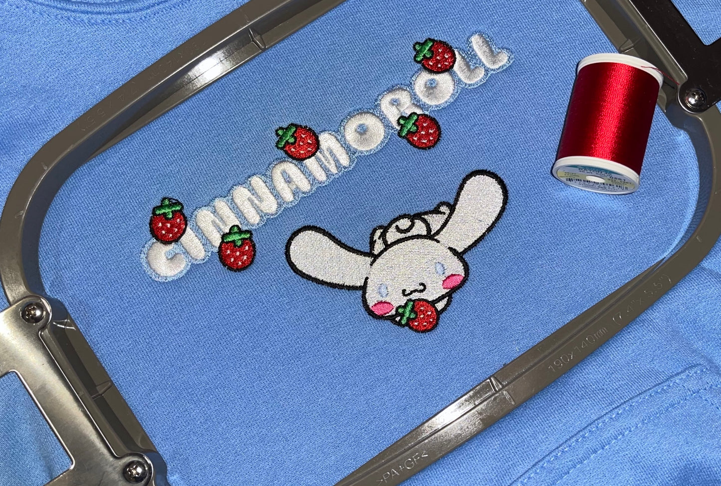 Strawberrie Cinnie Sweatshirt/Hoodie